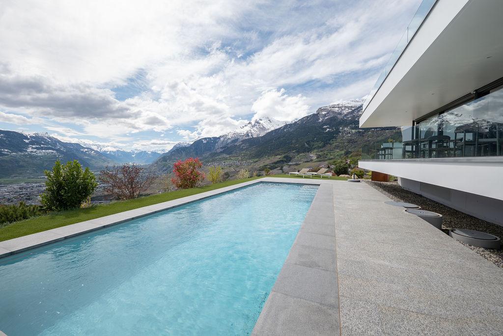 Luxueux appartement avec piscine privée à Savièse, Valais