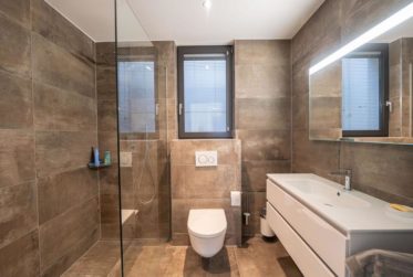 Luxueux appartement avec piscine privée à Savièse, Valais