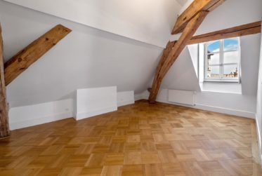 Exceptionnel duplex de 4.5 pièces à la Rue des Granges à Genève