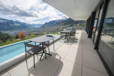 Luxueux appartement avec piscine privée à Savièse, Valais