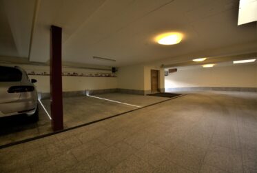 Place de parking dans un garage à la Route de Lens-Crans